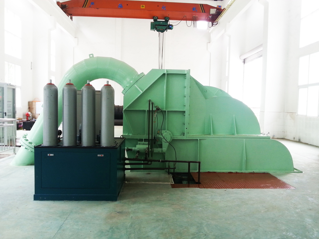 100kw-50mw Γεννήτρια τουρμπίνης Pelton από ανοξείδωτο χάλυβα χυτοσίδηρο F Μόνωση Ψύξη αέρα / λάδι 6-10kV Διοικητική τάση