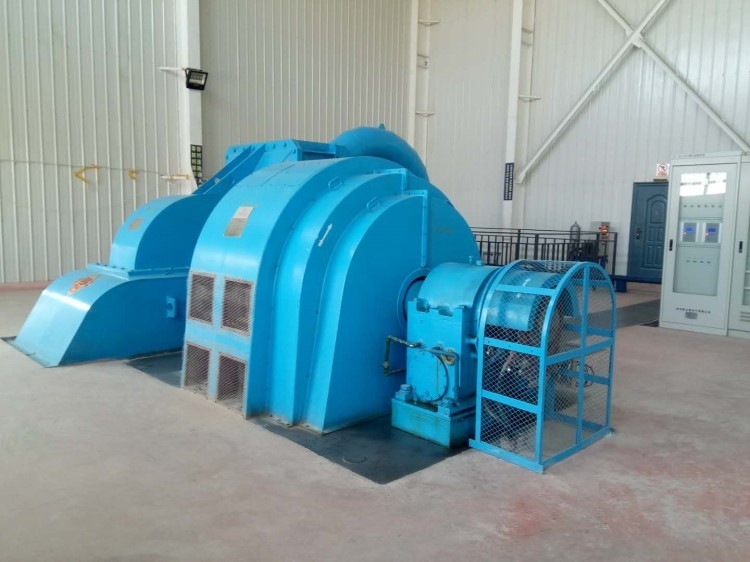 Γεννήτρια τουρμπίνας Pelton 10kV με συχνότητα 60Hz Ψύξη αέρα/πετρελαίου από χυτοσίδηρο/ατσάλι