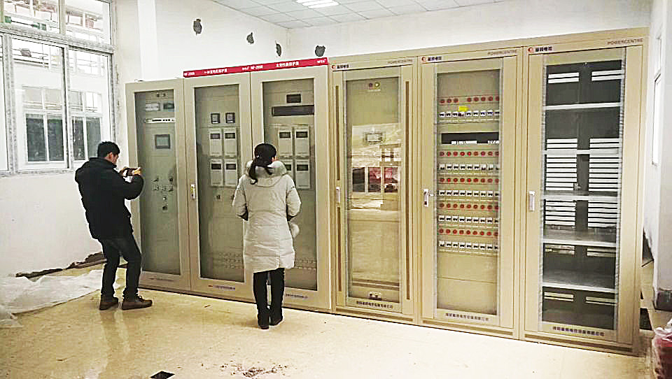 Προσαρμοσμένη κατάσταση διέγερσης Γεννήτρια νερού 200kw-20mw Ηλεκτρική ισχύς Οριζόντια εγκατάσταση