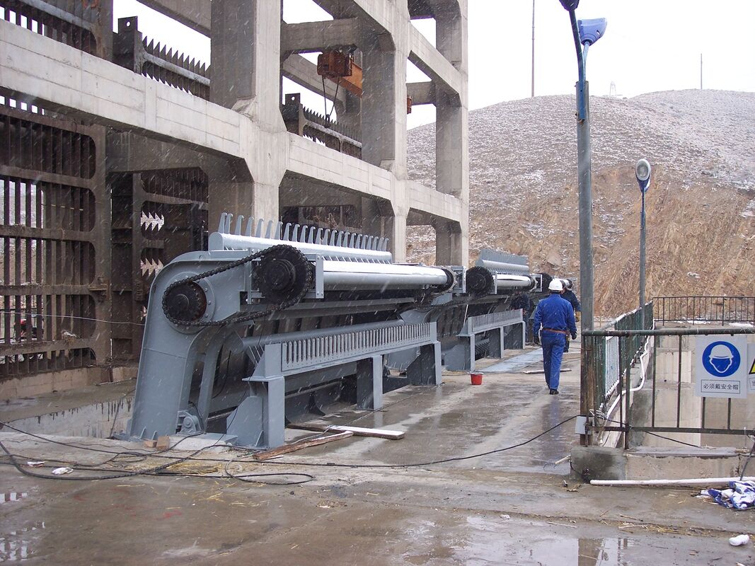 Μονάδα καθαρισμού ράφους απορριμμάτων με πάχος 4,5 έως 16 mm, με εύρος ταχύτητας 150 έως 1000 στροφές ανά λεπτό και συμβατότητα πλάτους ράφους 0,5 έως 3 μέτρα