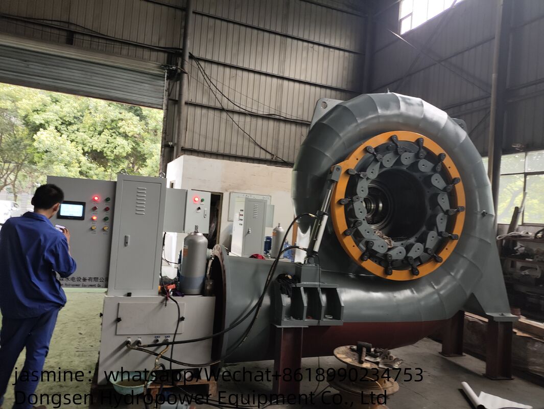 ρεύμα 3,21 έως 14,9 M3s Francis Turbine Generator Δυναμική 300KW έως 8000KW Διοικητική απόδοση 90% έως 96%