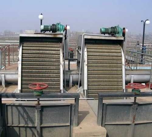 Μηχάνημα Βιομηχανικού Καθαρισμού με συμβατότητα πλάτους ραφιού 0,5 έως 3 μέτρων και εξαρτήματα από χάλυβα υψηλής αντοχής ανθεκτικά στη διάβρωση για αυτόματο ή χειροκίνητο έλεγχο