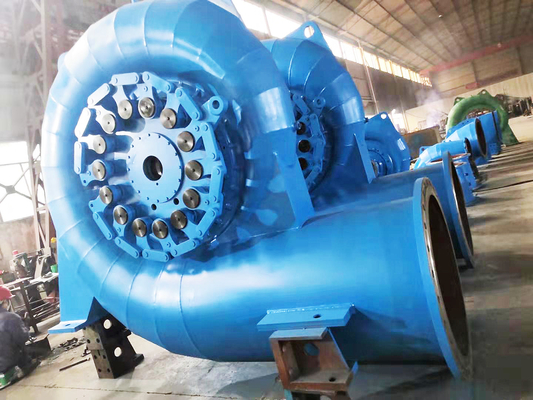 Προσαρμοσμένη χρώμα τουρμπίνα νερού 200kw-20mw Δύναμη 220V-690V Σημαντική τάση